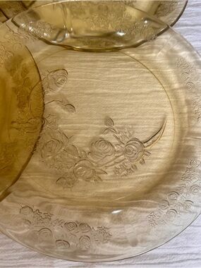 4 Vintage Federalist Sharon Cabbage Rose 9” plates- Elegant Home Dining Accent